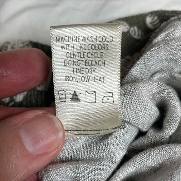 Max Studio Green and Ecru Floral Pants 3XL - Picture 10 of 10